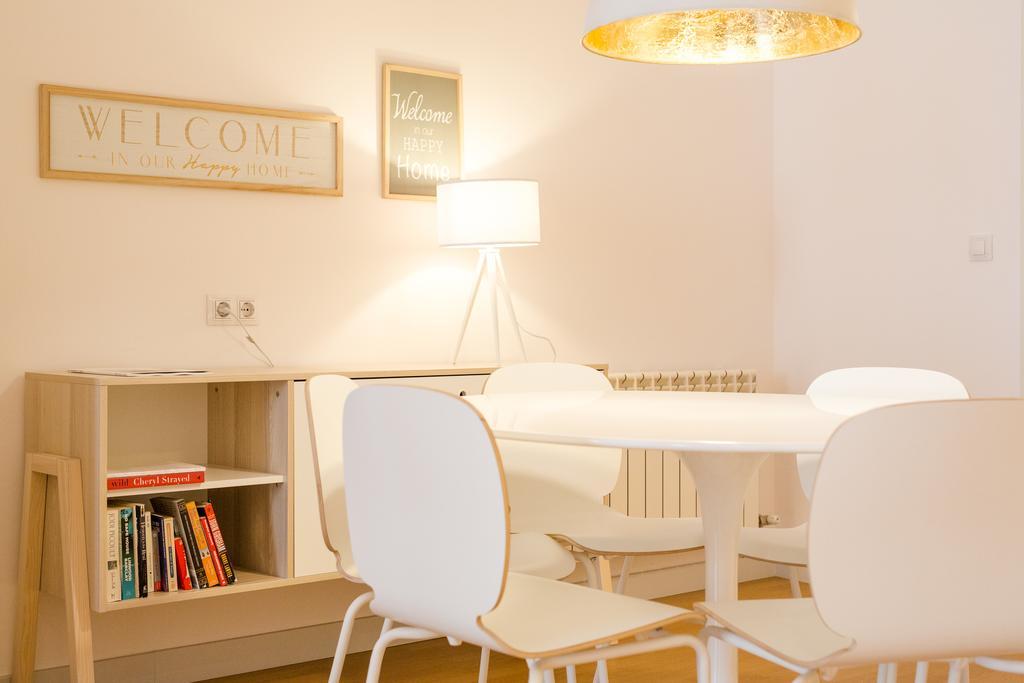 Apartamento Sombrereria Rimbombin Burgo 部屋 写真