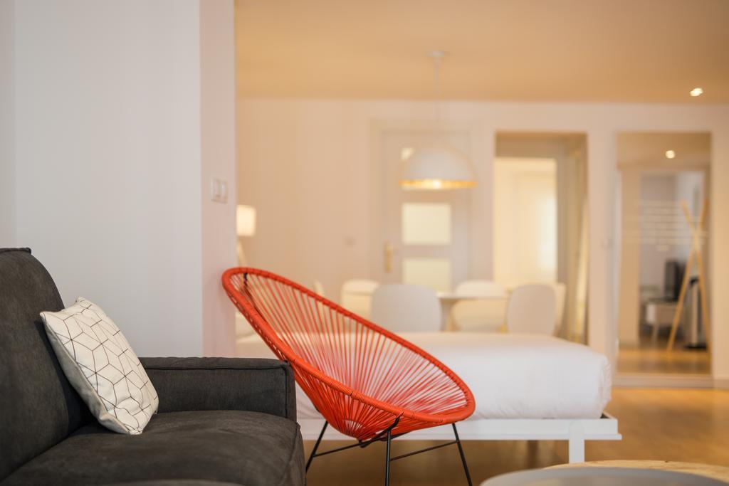Apartamento Sombrereria Rimbombin Burgo 部屋 写真